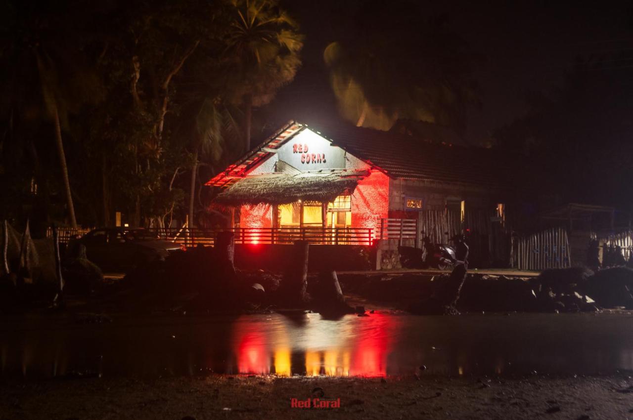 Red Coral Kitesurfing Resort Kalpitiya Exterior photo