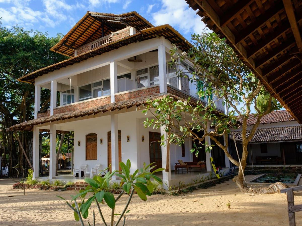 Red Coral Kitesurfing Resort Kalpitiya Exterior photo